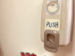-三花喵·撸猫购宠·宠物生活馆(虹桥南丰城店)