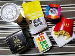 奥利奥草莓麦旋风-麦当劳(新王府井店)