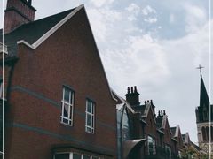 -钟书阁(松江泰晤士小镇店)