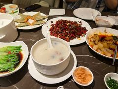 -海派悦庭·海胆烧麦·新融合菜(凯德广场店)