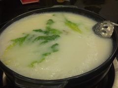粥底火锅-顺德一品粥·20年凤城老字号(芳村店)