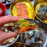 缸里现捞 想吃什么直接拿 肉眼可见的新鲜！