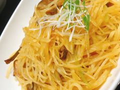 松茸土豆丝-川旺角川粤融合菜•海景餐厅(星海广场店)