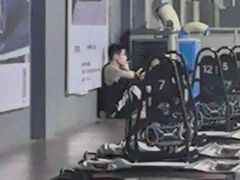 -e赛道卡丁车