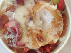 草莓炼乳刨冰-梁子刨冰王&梁小糖(王顶堤店)