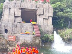 -罗田大别山峡谷漂流