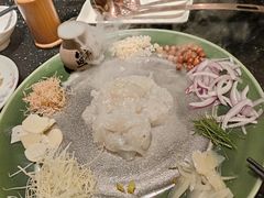 -得意咚瓜·顺德鱼生·冬瓜火锅(深圳首店)