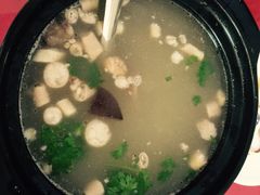 -溢心园香河肉饼总店