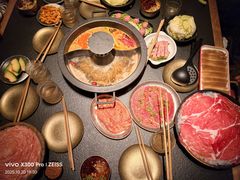 -晓宇重庆火锅(西安荟聚店)