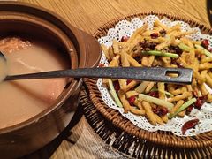 -汉小城·老铫子藕汤·乡野湖北菜(江汉路吉庆街店)