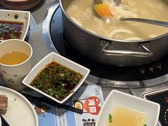 -椰小鸡·琼州糟粕醋·火锅(美兰缤纷城店)