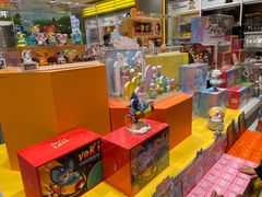 -泡泡玛特POPMART(凯德大峡谷店)