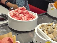 -龍歌自助小火锅(芝罘万达店)