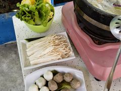 -墨脱石锅椰子鸡•海鲜糟粕醋(榆亚路店)