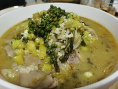 鲜花椒酸菜猪手花-南山酒肆(南山董事绘店)