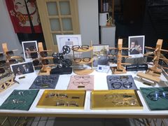 -肆兮眼镜·蔡司·徕卡战略合作店(大坪店)
