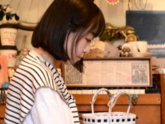 -Moses写字咖啡