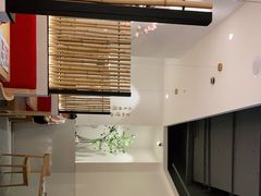 -蜜桃餐厅·伴山(绿宝广场店)