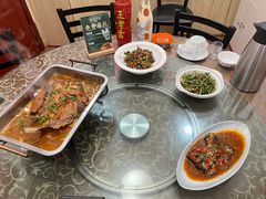 -湖南人家湘菜馆(镇江路店)