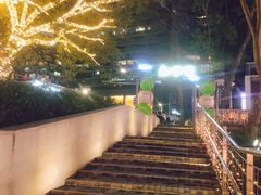 -必胜客(WOW中心城店)