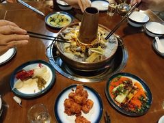 -岳记兴隆·青城腊排铜火锅(融创店)