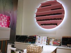 -染指坊日式美甲美睫设计中心