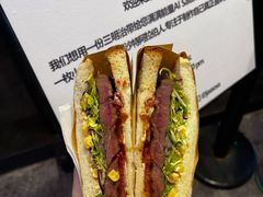 整块牛的三明治-Al Salam莫的三明治