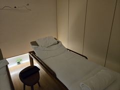 -常乐·对症推拿(长宁来福士店)