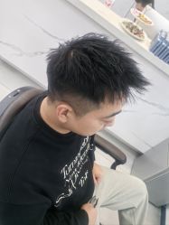 -尤司男士国潮理发馆