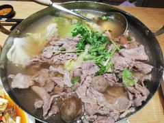 -川堂风·跷脚牛肉·乐山爆炒(宝山日月光店)