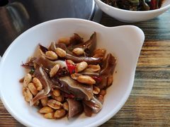 -每食每刻·皖北新民地锅鸡