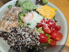 藜麦鸡胸肉能量沙拉-爱樂咖啡(青年体育公园店)