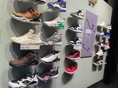 -Air Jordan(世贸天阶店)