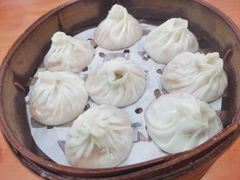 -莱莱小笼·乔艾