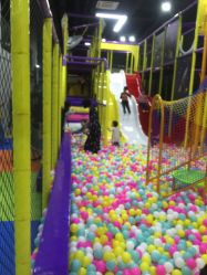 -蹦贝运动中心·蹦床·攀岩·闯关(龙岗店)