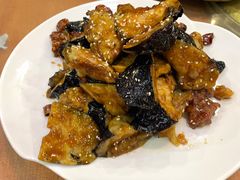 焦糖茄子牛肉粒-桃子餐厅·天津菜(王顶堤总店)