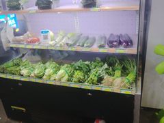 -三亚火车头万人海鲜广场