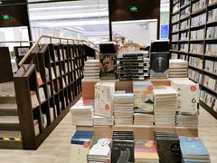 -钟书阁(群光广场店)