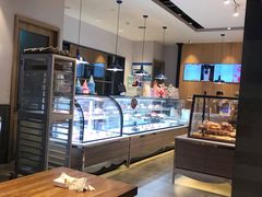 面包甜点陈列柜-巴黎贝甜(大宁国际商业广场店)