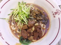 牛肉酸菜刀削面-晋府大酒店