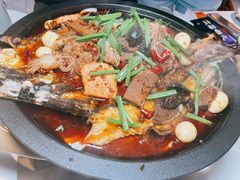-鸣记脆皮烤鱼·海鲜烤鱼(三八广场店)