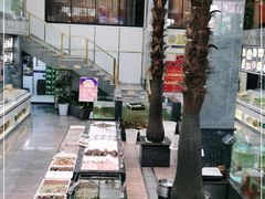 -鸿星花园酒家(银亿家园店)