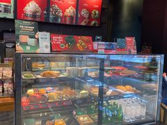 面包甜点陈列柜-星巴克(广州白云万达2层店)
