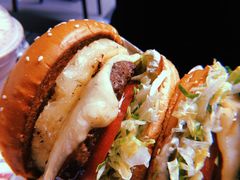 -The Habit Burger Grill 哈比特汉堡(爱琴海店)