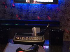 -乐界KTV(虹桥中心店)