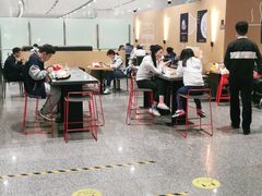 大堂-麦当劳(北京大兴机场二层国内到达(安检外)店)