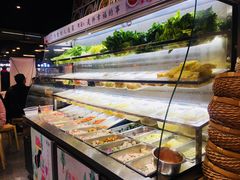 自助取餐区-·缸桶屋·韩式牛肋条自助烤肉(西湖D11店)