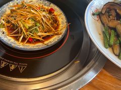 -茅台镇网红溶洞餐厅·茅帮菜馆