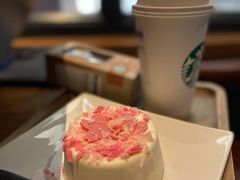 春樱草莓蛋糕-星巴克(佛山南海万科店)