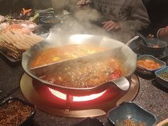 -湊湊火锅·茶憩(打浦桥日月光店)